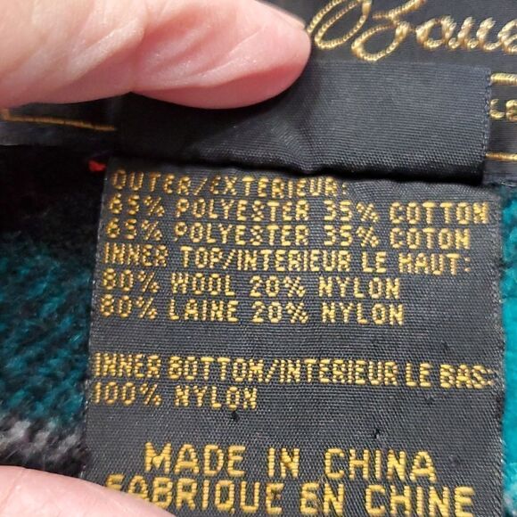 EDDIE BOUER RED JACKET, plaid lining. LOTS OS POCKETS, SIze Small Petite. - Picture 15 of 16